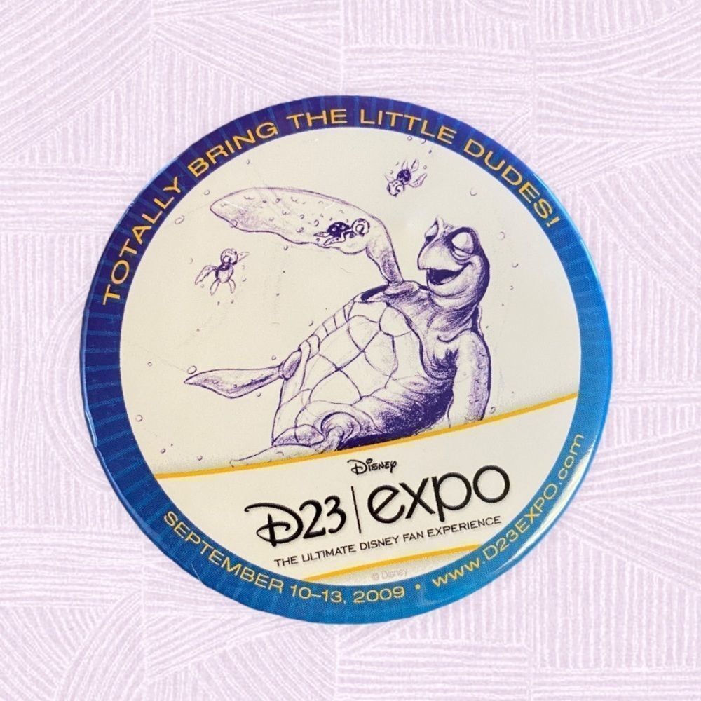 𝅺🆕 Disney Expo 2009 Turtle Pin
